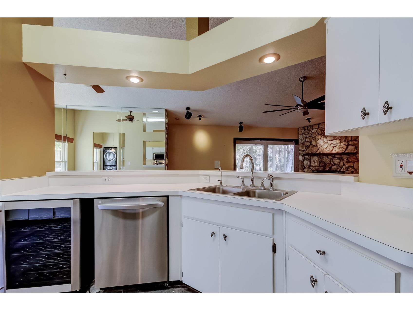 1795 Bayhill Drive Oldsmar FL 34677 TB8476650 image19