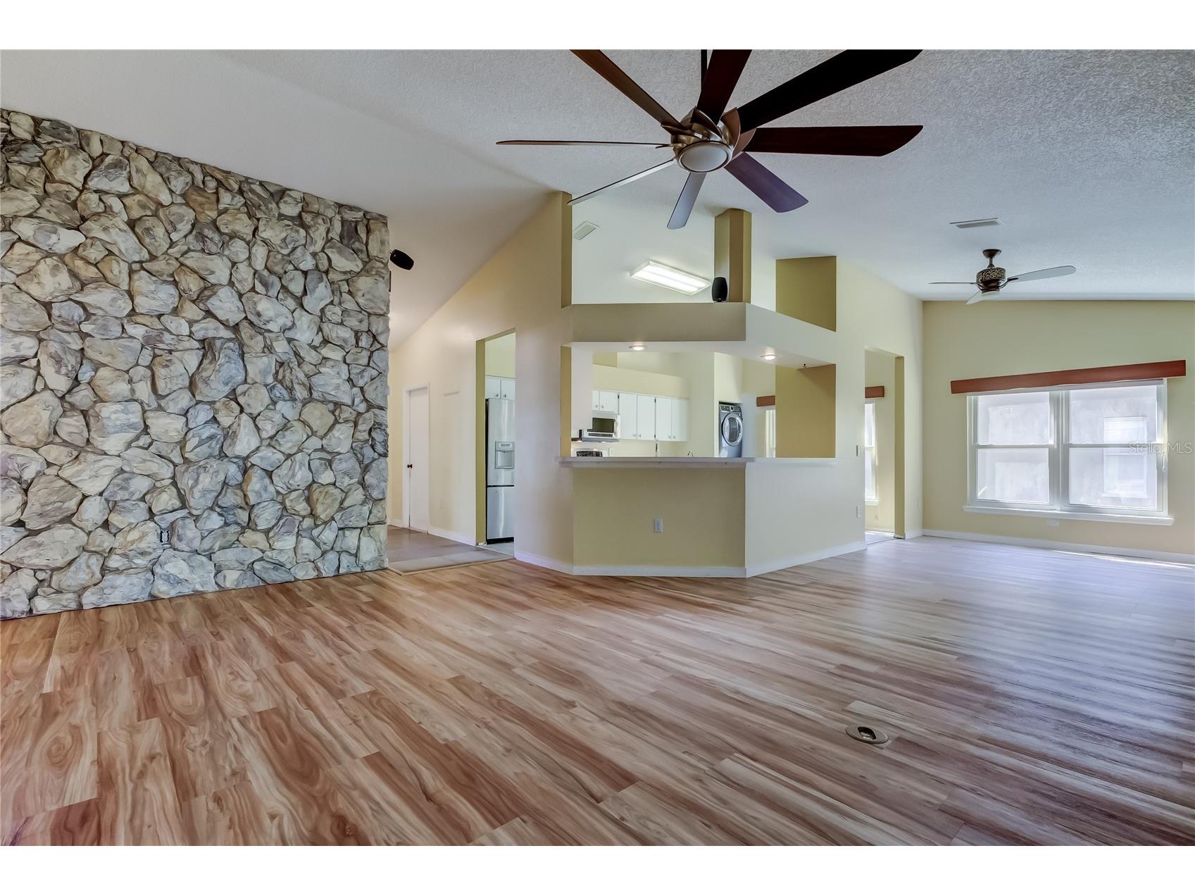 1795 Bayhill Drive Oldsmar FL 34677 TB8476650 image6