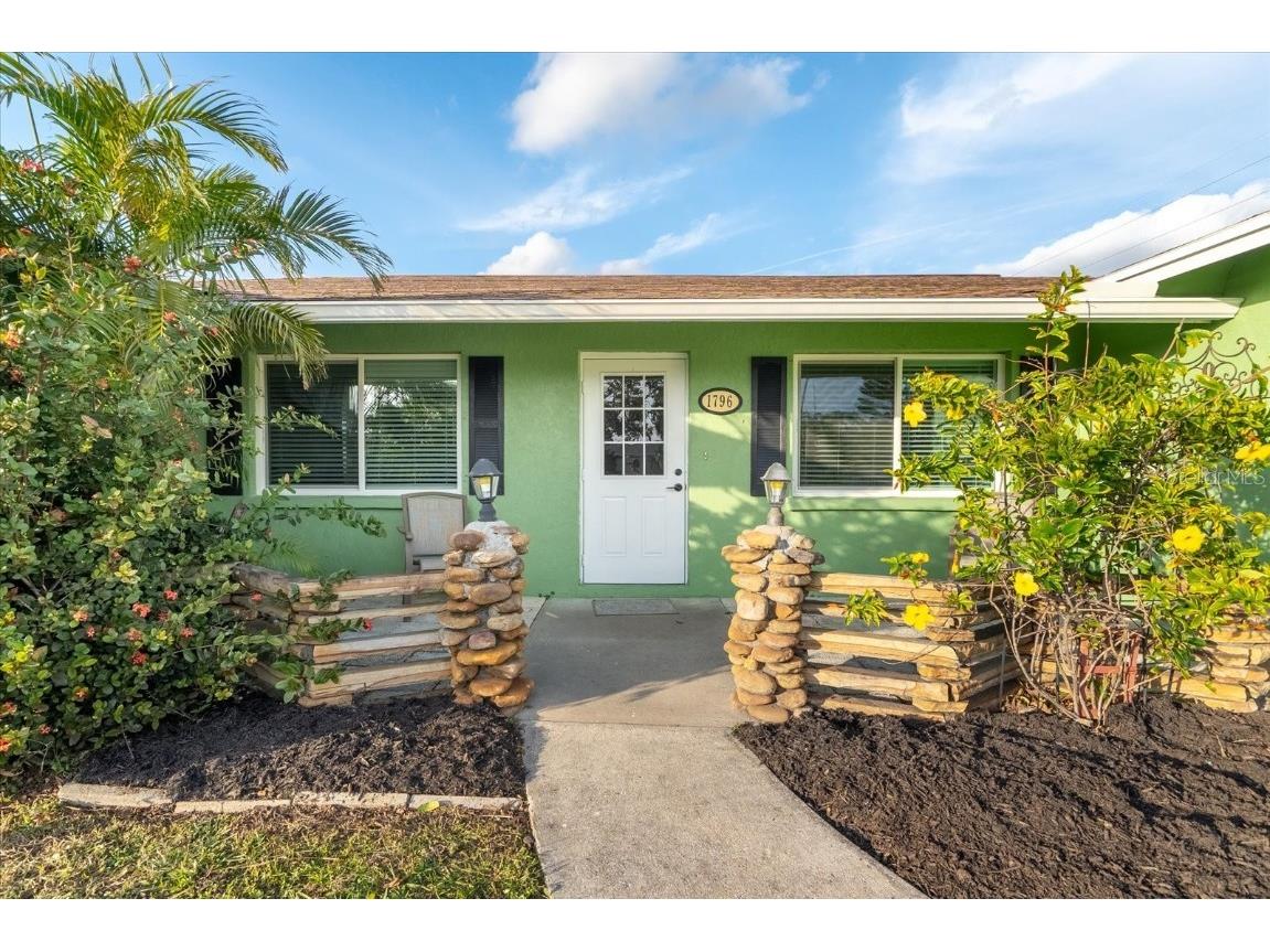 1796 Loralin Drive Englewood FL 34223 C7485817 image1