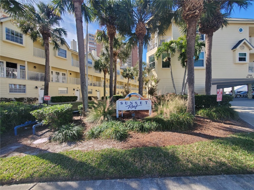 17960 Gulf Boulevard #220 Redington Shores FL 33708 - GULF OF MEXICO REDINGTON SHORE U8227753 image1