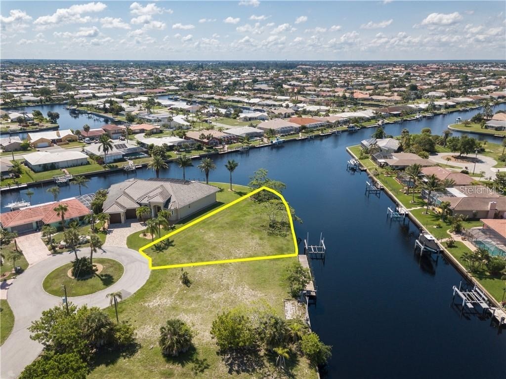 1797 Belle Court Punta Gorda FL 33950 C7470210 image1
