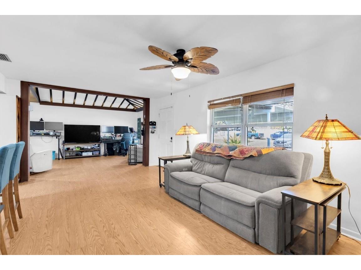 1797 Rainbow Boulevard Clearwater FL 33760 TB8449486 image10