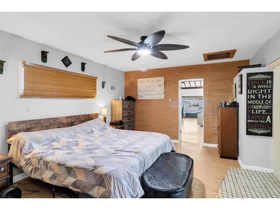 1797 Rainbow Boulevard Clearwater FL 33760 TB8449486 image16