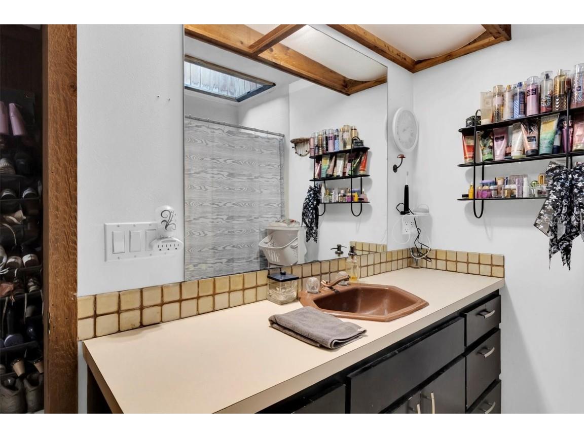 1797 Rainbow Boulevard Clearwater FL 33760 TB8449486 image19