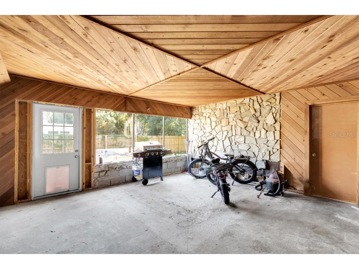 1797 Rainbow Boulevard Clearwater FL 33760 TB8449486 image27