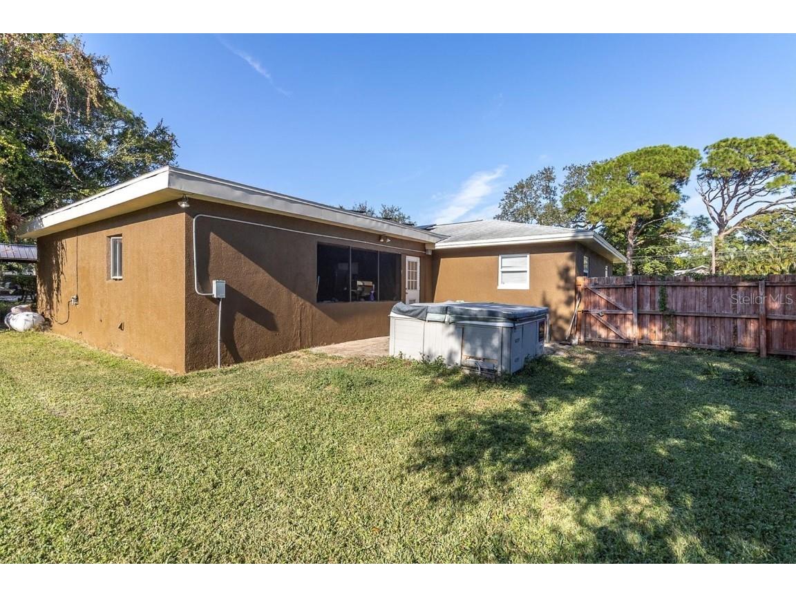 1797 Rainbow Boulevard Clearwater FL 33760 TB8449486 image30