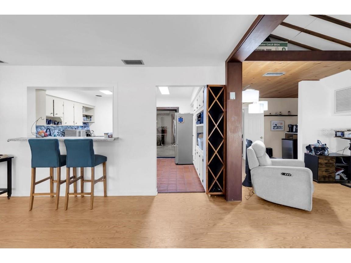 1797 Rainbow Boulevard Clearwater FL 33760 TB8449486 image8