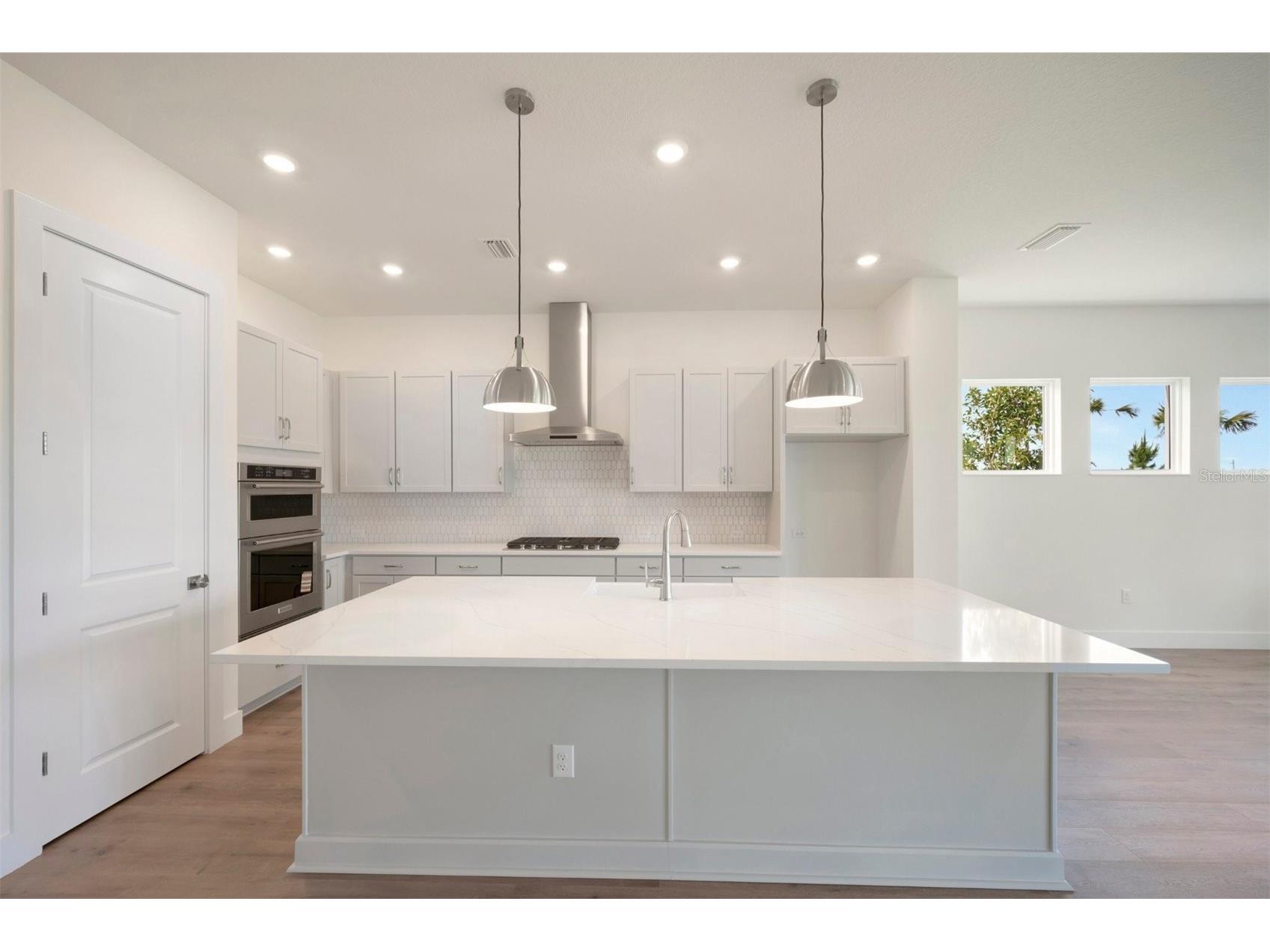17972 Foxtail Loop Venice FL 34293 TB8461783 image3