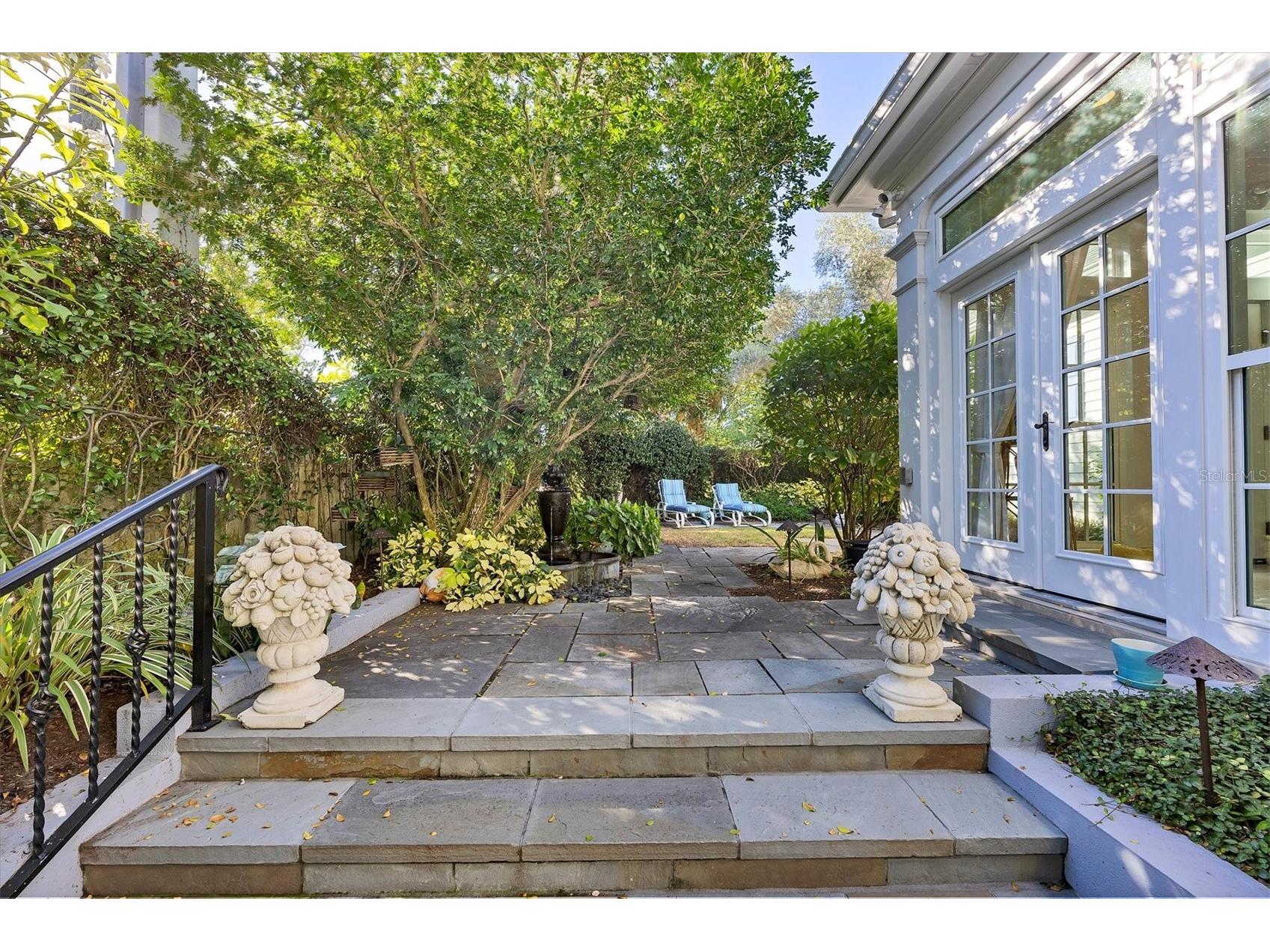 1798 Lincoln Park Circle Sarasota FL 34236 - HUDSON BAYOU A4670050 image23