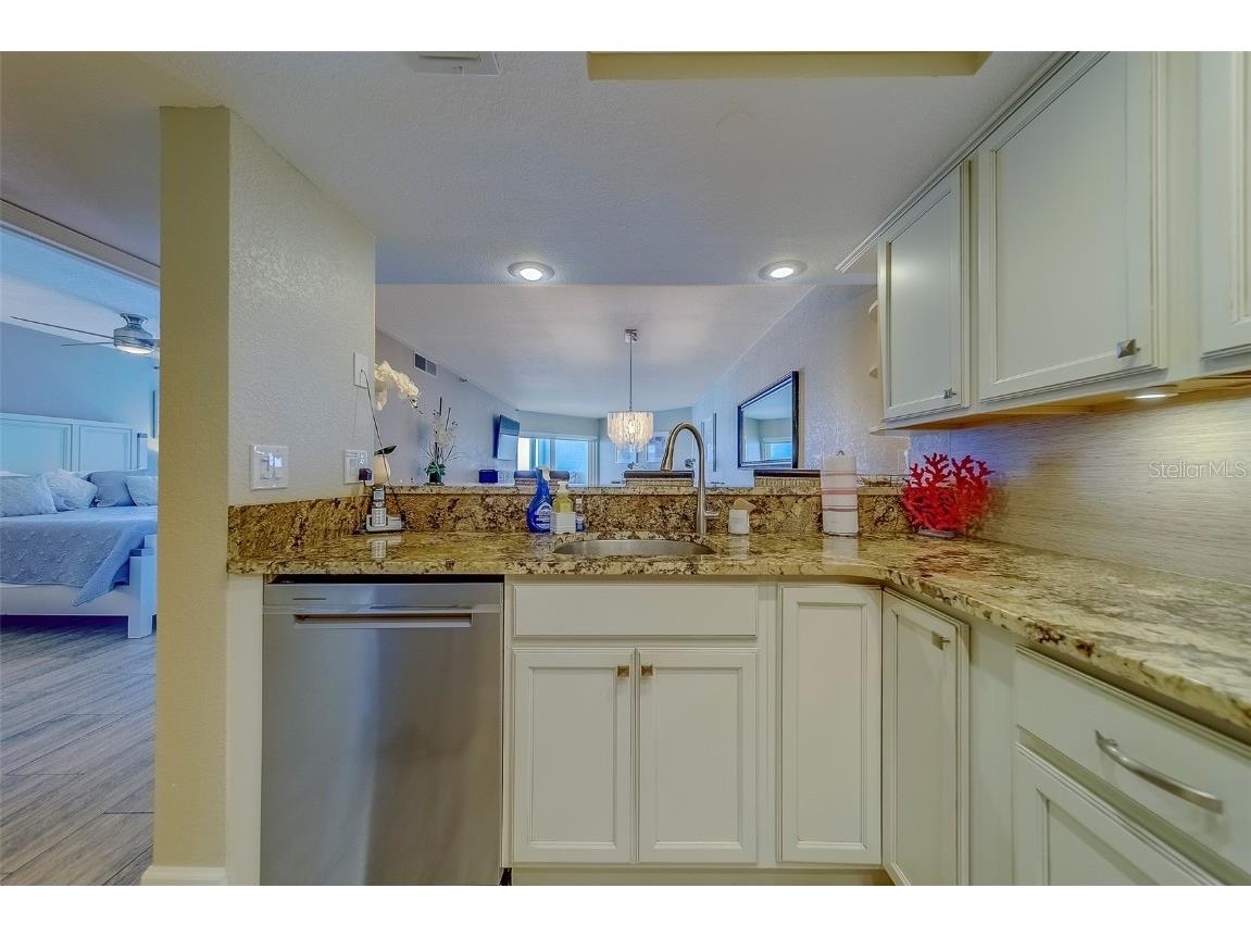 17980 Gulf Boulevard #402 Redington Shores FL 33708 TB8423346 image11