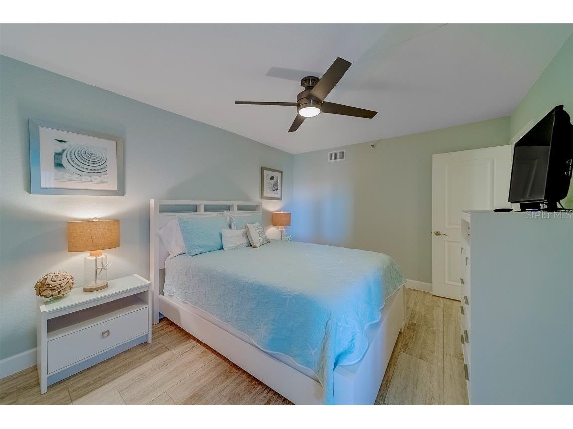 17980 Gulf Boulevard #402 Redington Shores FL 33708 TB8423346 image29