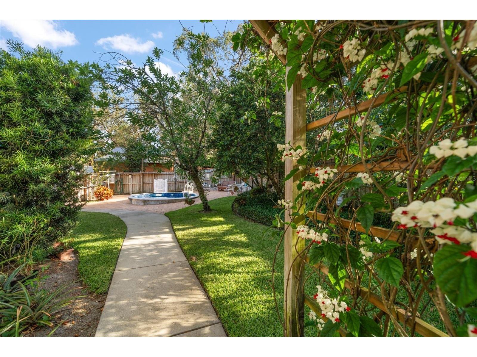 1799 Dixie Highway Tarpon Springs FL 34689 TB8474102 image14