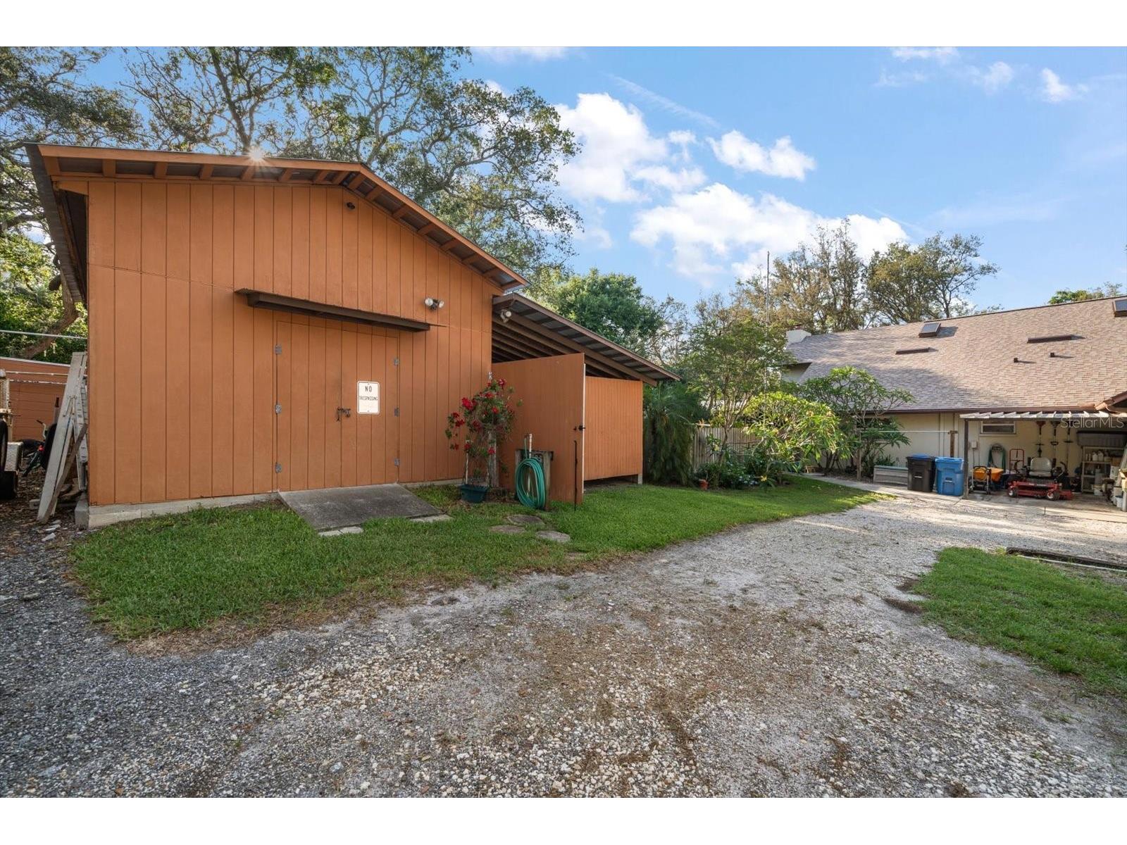 1799 Dixie Highway Tarpon Springs FL 34689 TB8474102 image17