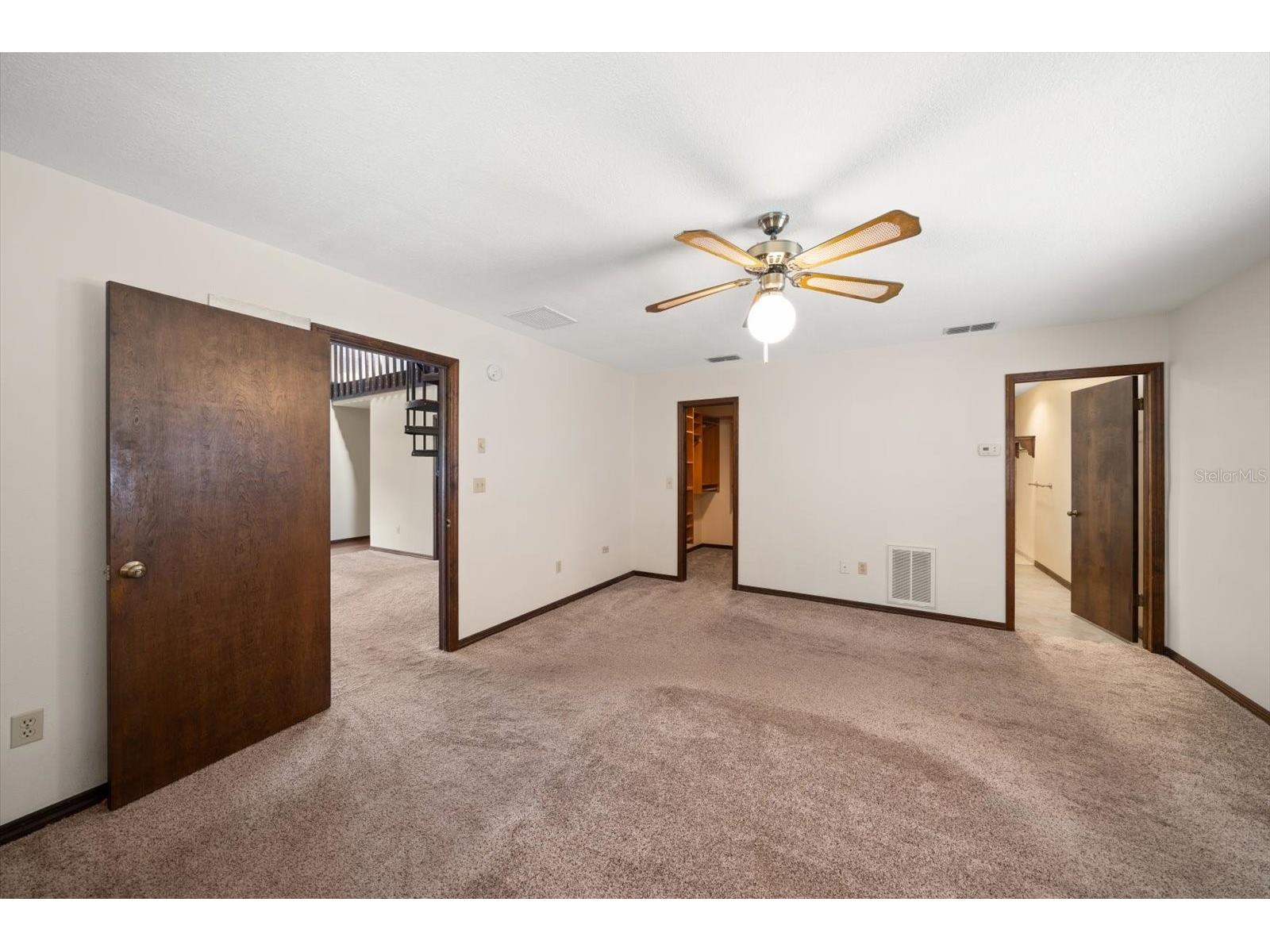 1799 Dixie Highway Tarpon Springs FL 34689 TB8474102 image26