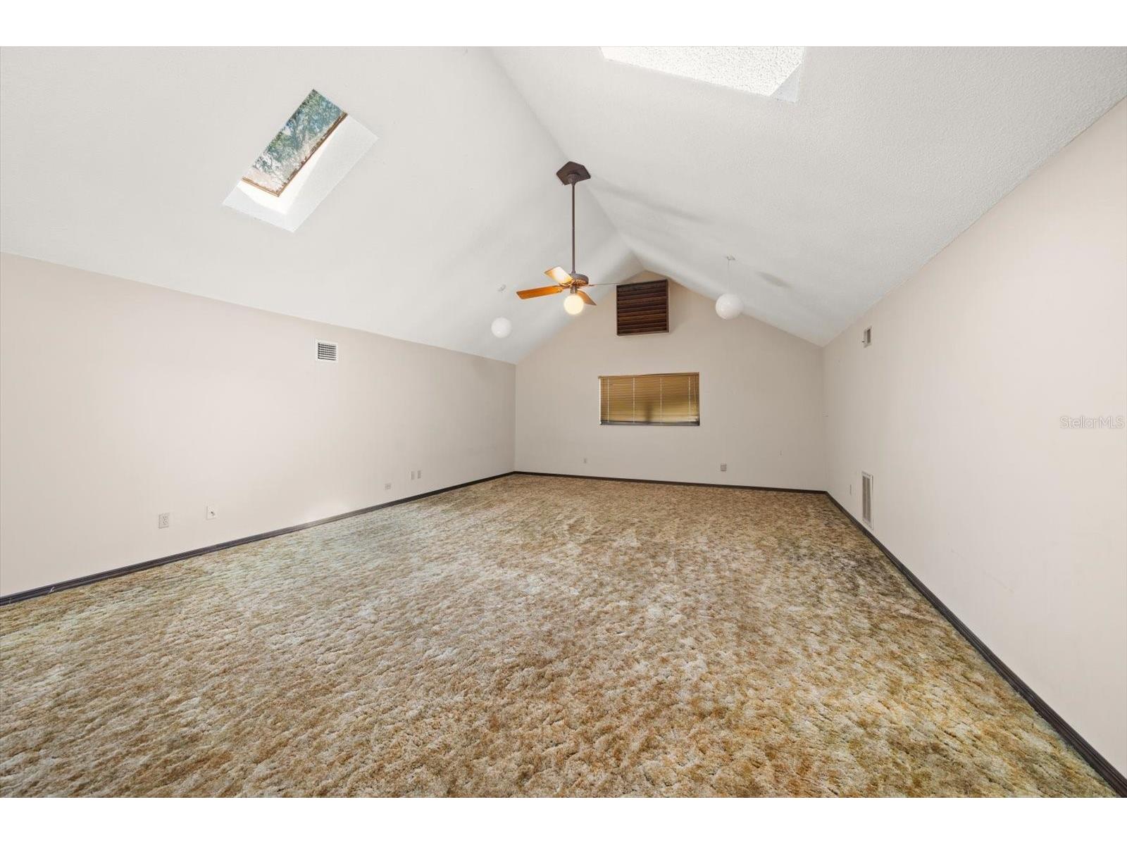 1799 Dixie Highway Tarpon Springs FL 34689 TB8474102 image31