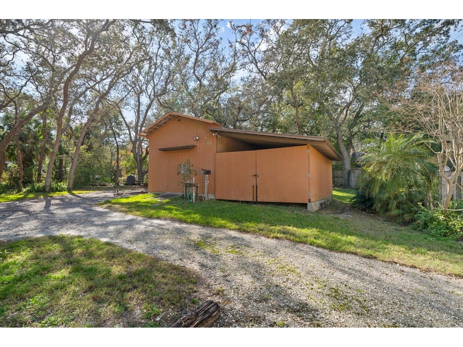 1799 Dixie Highway Tarpon Springs FL 34689 TB8474102 image50