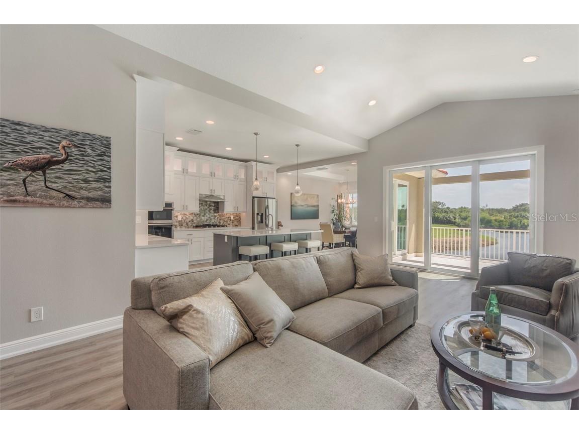 17B Franklin Court S Saint Petersburg FL 33711 - BOCA CIEGA BAY U8245838 image2