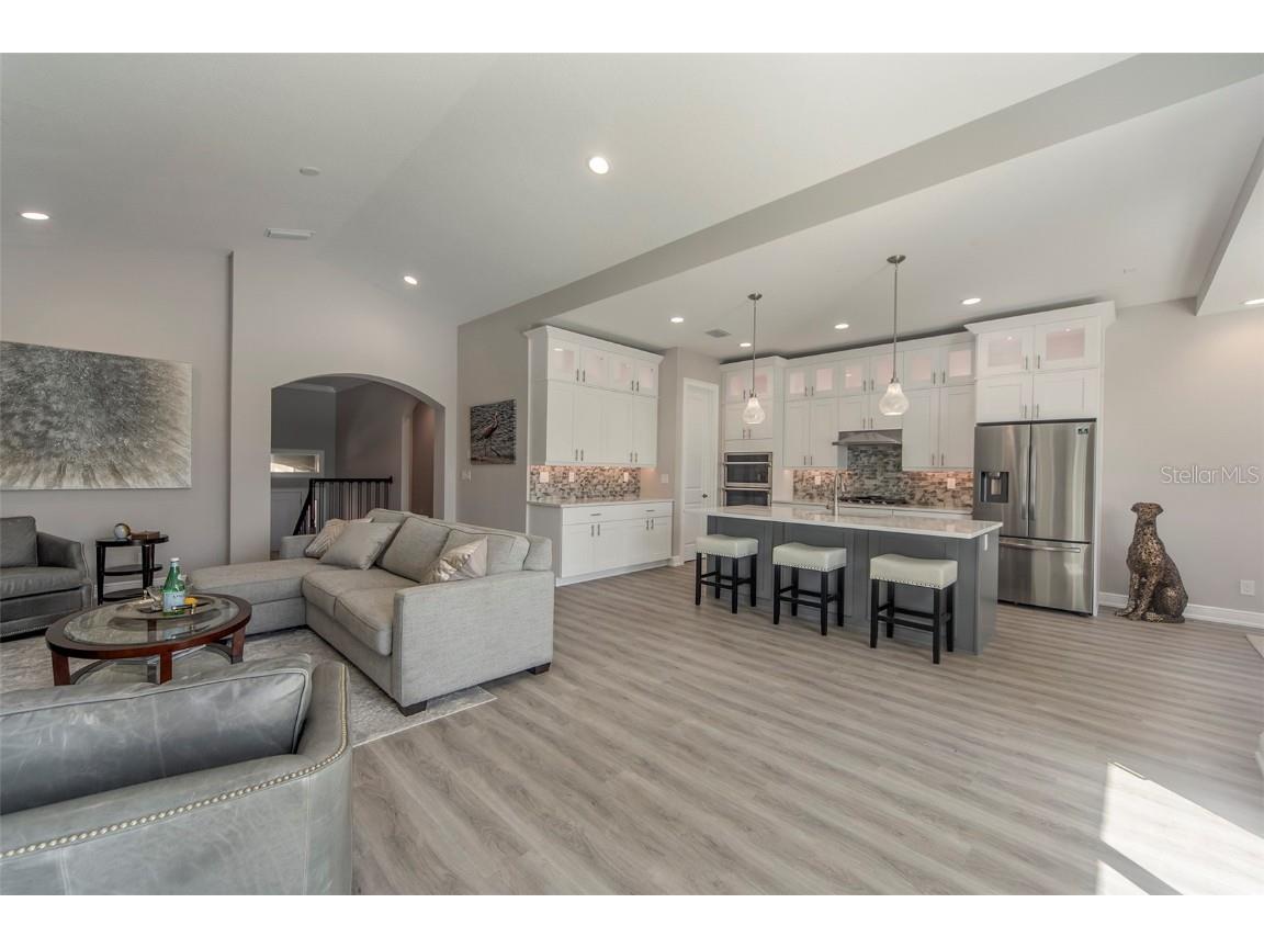 17B Franklin Court S Saint Petersburg FL 33711 - BOCA CIEGA BAY U8245838 image3