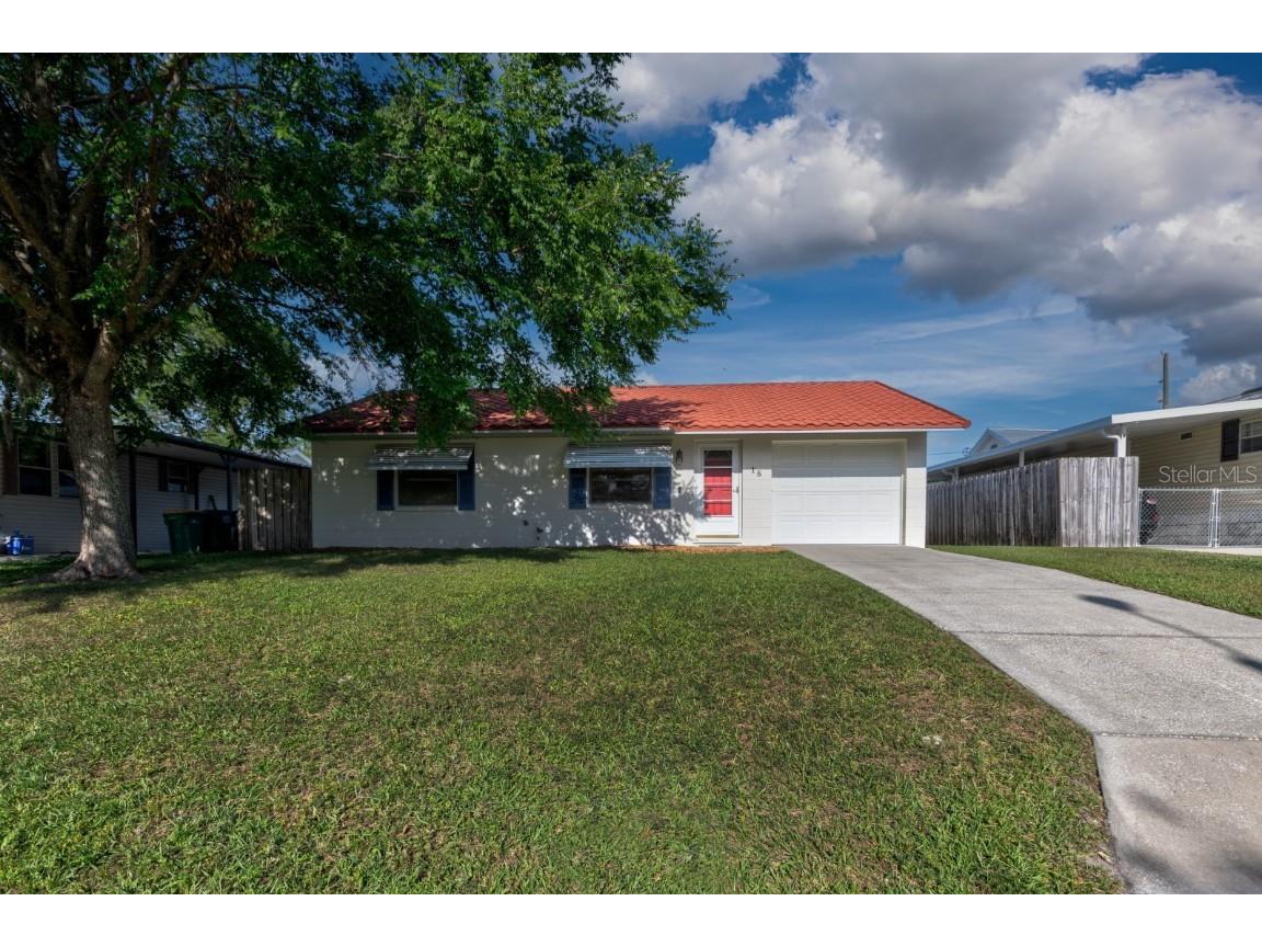 18 Bonaire Place Umatilla FL 32784 - Lake Mary G5081532 image1
