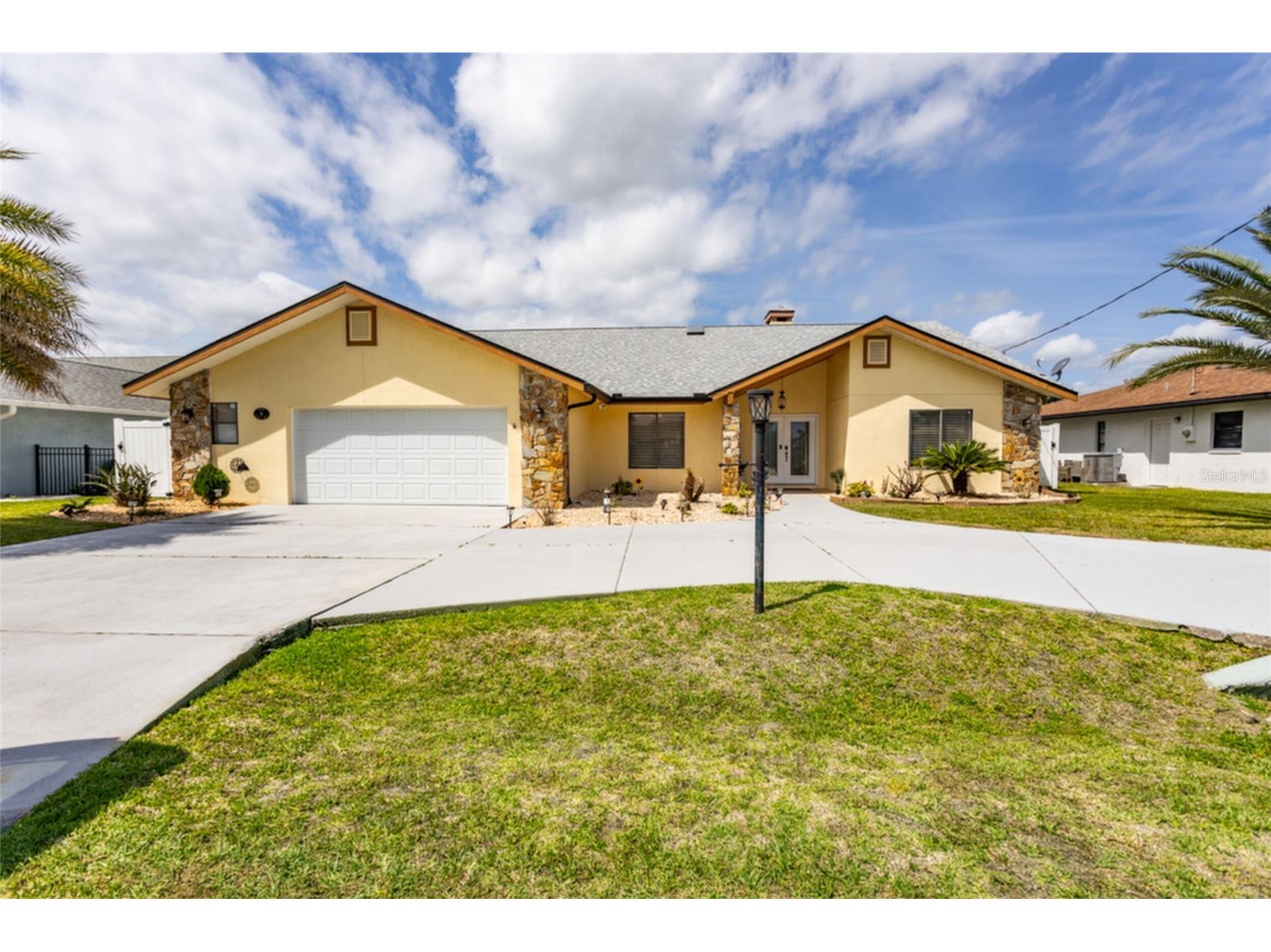 18 Classic Court S Palm Coast FL 32137 FC317884 image1