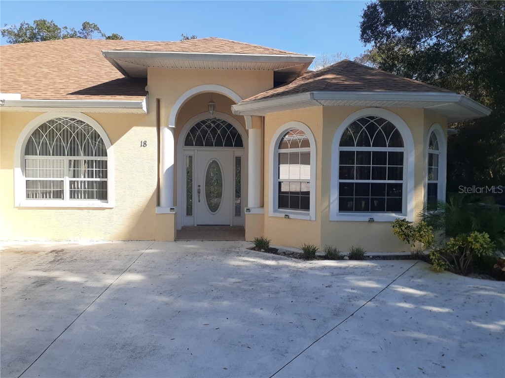 18 Farnum Lane Palm Coast FL 32137 A4522437 image1