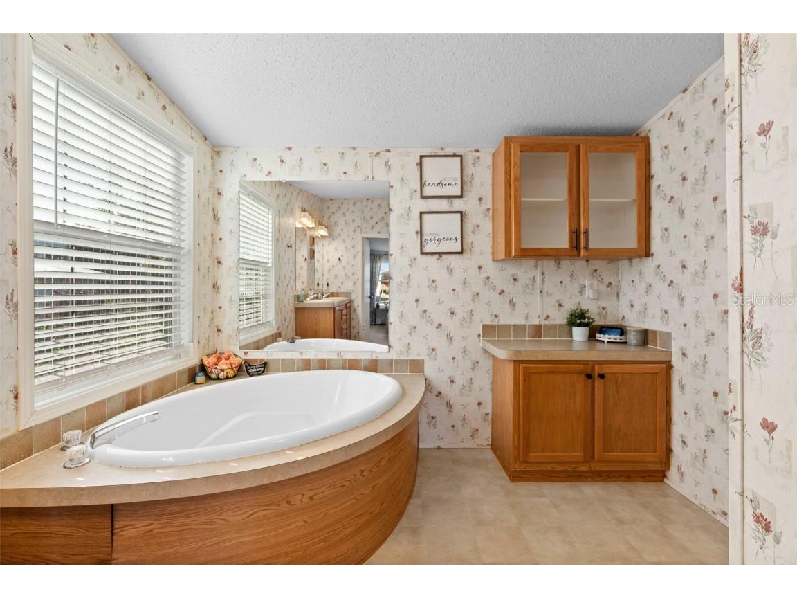 18 Florence Boulevard Debary FL 32713 V4945716 image14