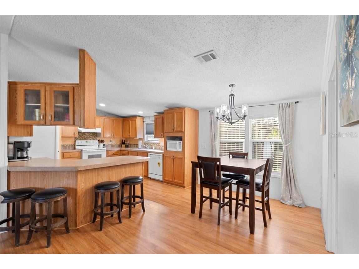 18 Florence Boulevard Debary FL 32713 V4945716 image9