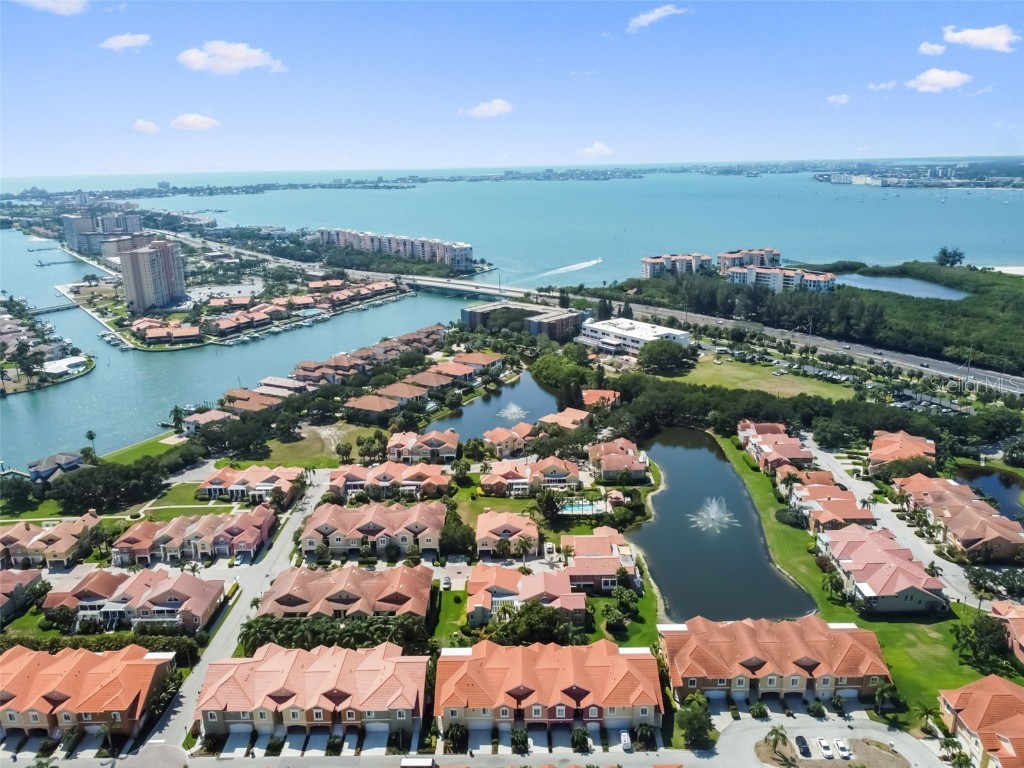 18 Franklin Court S #B Saint Petersburg FL 33711 - BOCA CIEGA BAY U8199987 image1