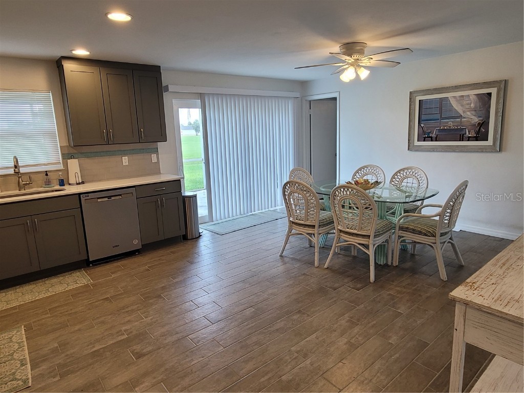 18 Golfview Court Rotonda West FL 33947 D6137945 image10