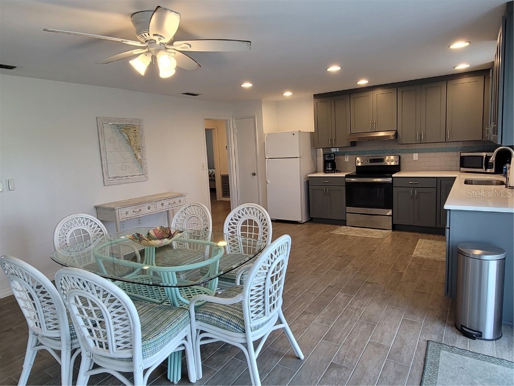 18 Golfview Court Rotonda West FL 33947 D6137945 image11