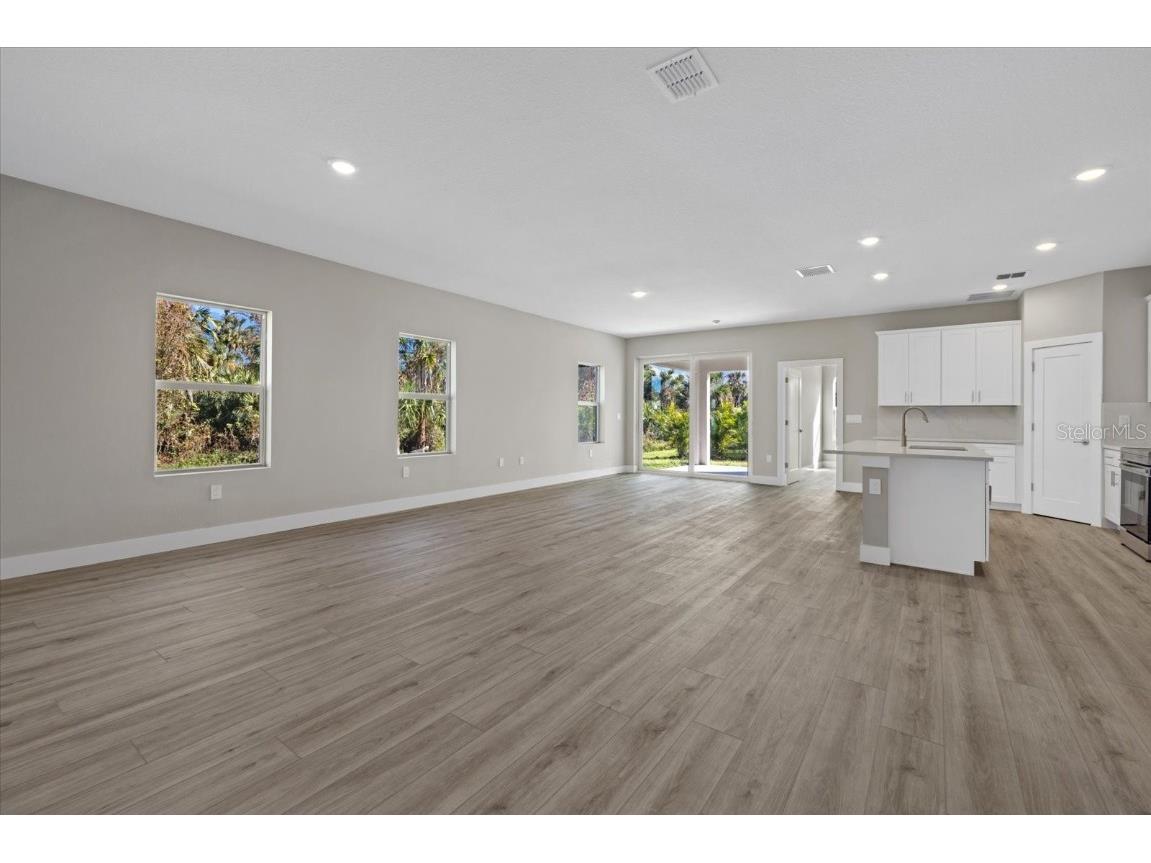 18 Jonesboro Avenue North Port FL 34288 A4641646 image3