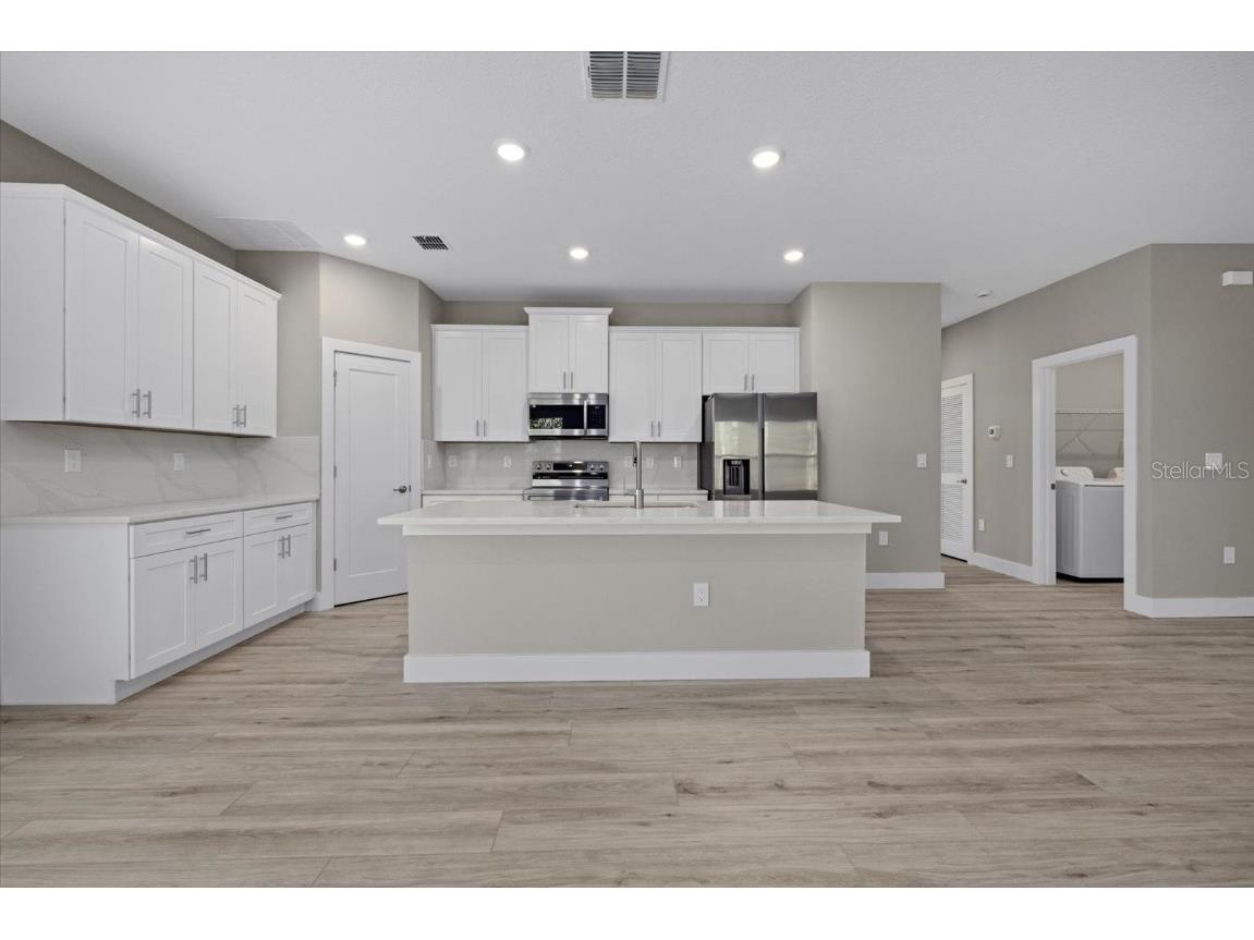 18 Jonesboro Avenue North Port FL 34288 A4641646 image4