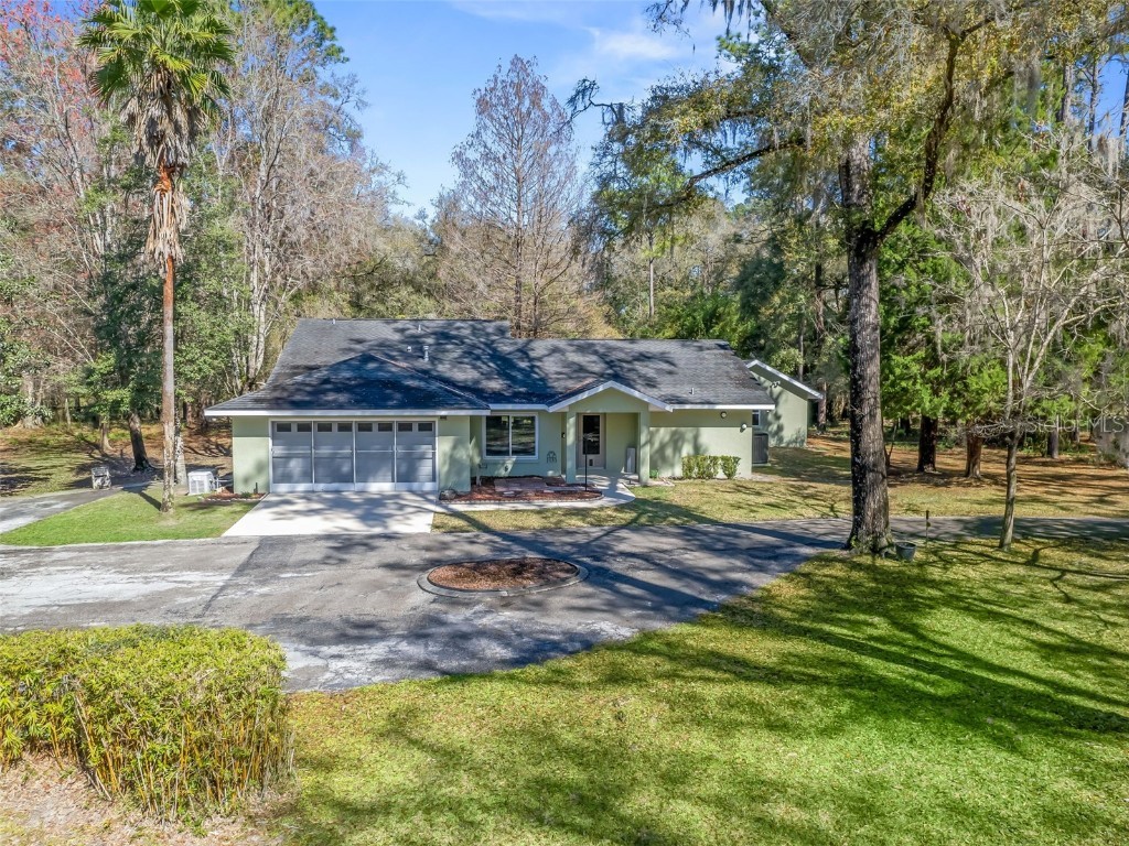 18 Lakeside Drive Ocala FL 34482 OM673248 image1