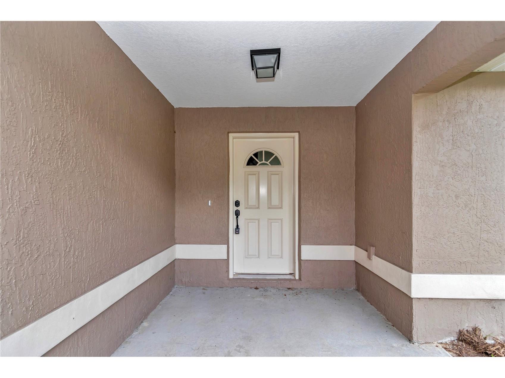 18 Malauka Lane Court Ocklawaha FL 32179 OM717643 image2