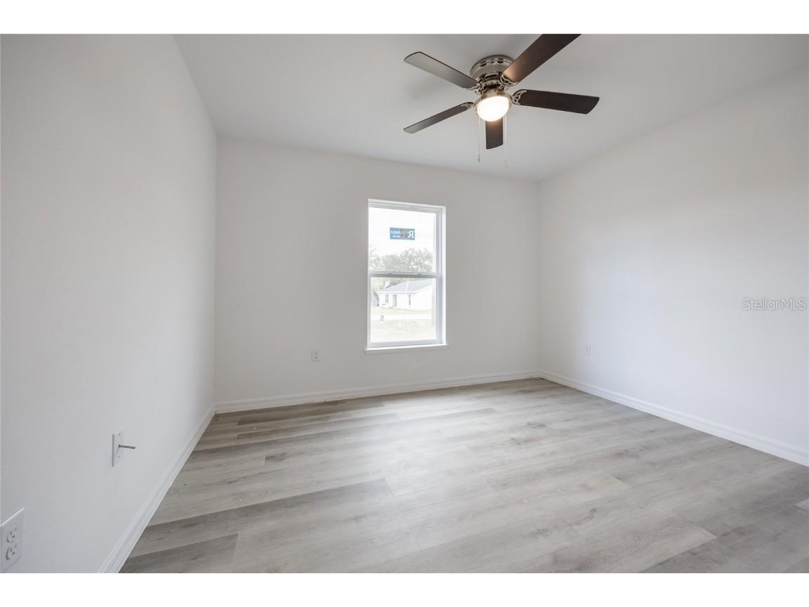 18 Malauka Loop Pass Ocklawaha FL 32179 GC529532 image26