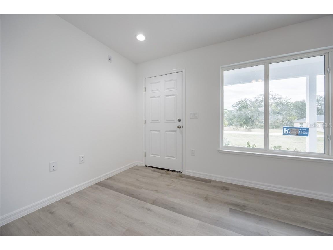 18 Malauka Loop Pass Ocklawaha FL 32179 GC529532 image5