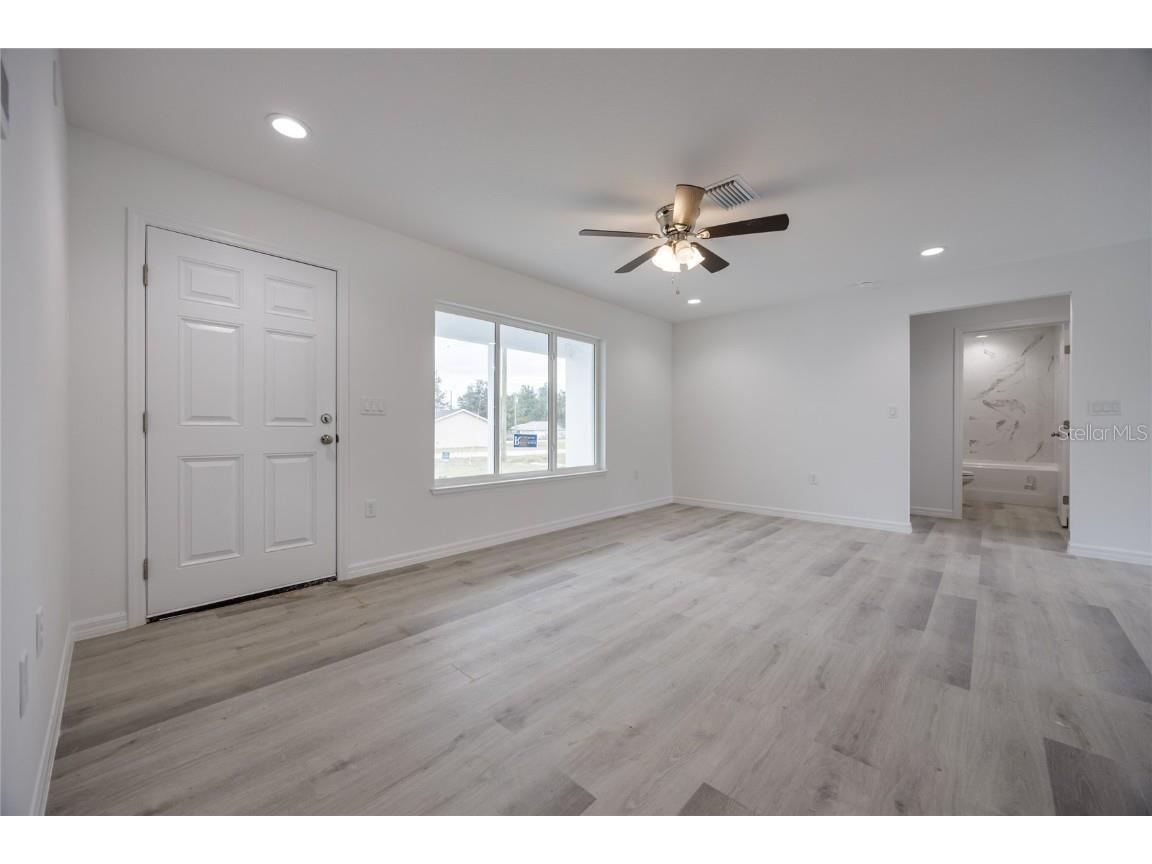 18 Malauka Loop Pass Ocklawaha FL 32179 GC529532 image8