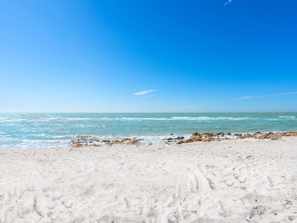 18 N Casey Key Road Osprey FL 34229 - INTRACOASTAL WATERWAY A4669083 image2