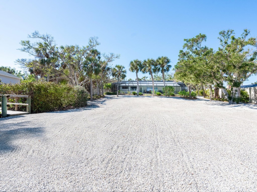 18 N Casey Key Road Osprey FL 34229 - INTRACOASTAL WATERWAY A4669083 image35