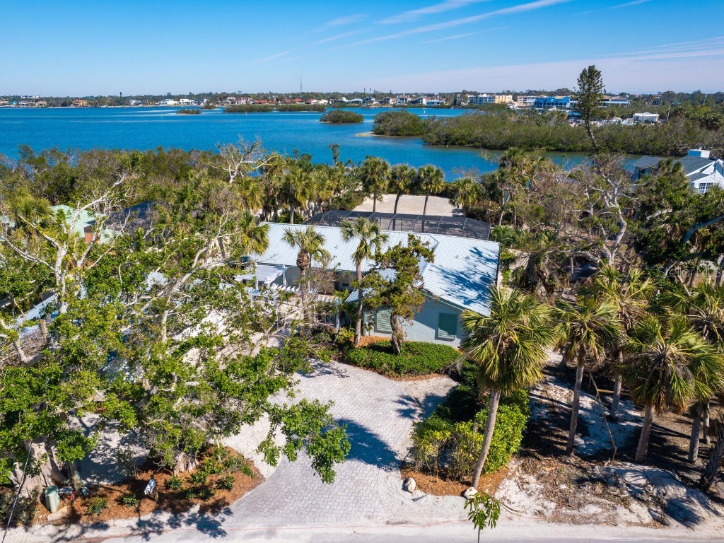 18 N Casey Key Road Osprey FL 34229 - INTRACOASTAL WATERWAY A4669083 image6