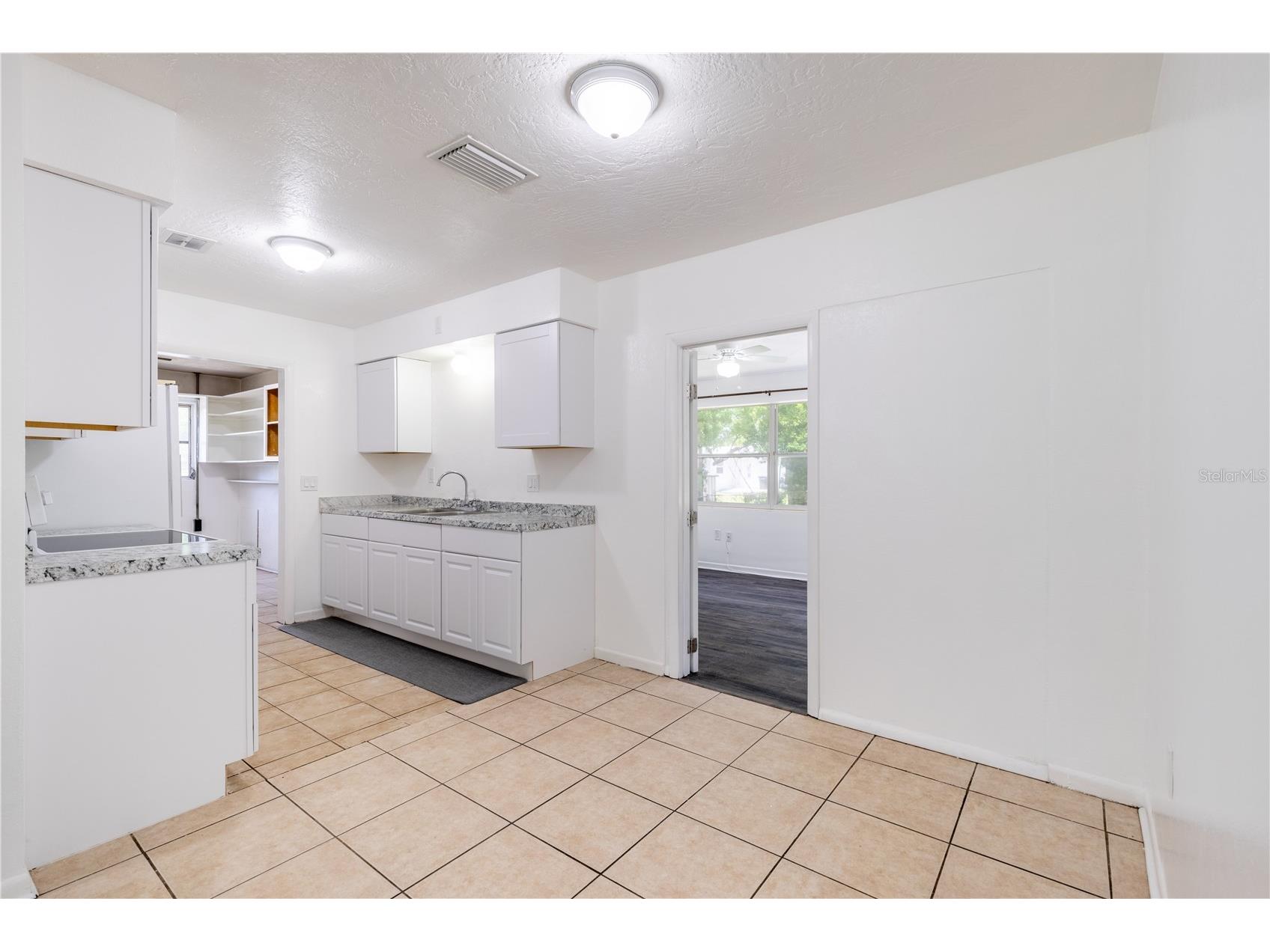 18 N Harrison Street Beverly Hills FL 34465 G5112083 image5