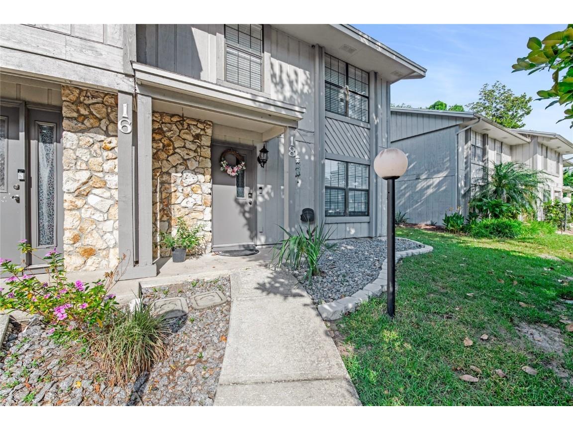 18 Oakwood Park Ormond Beach FL 32174 V4938881 image1