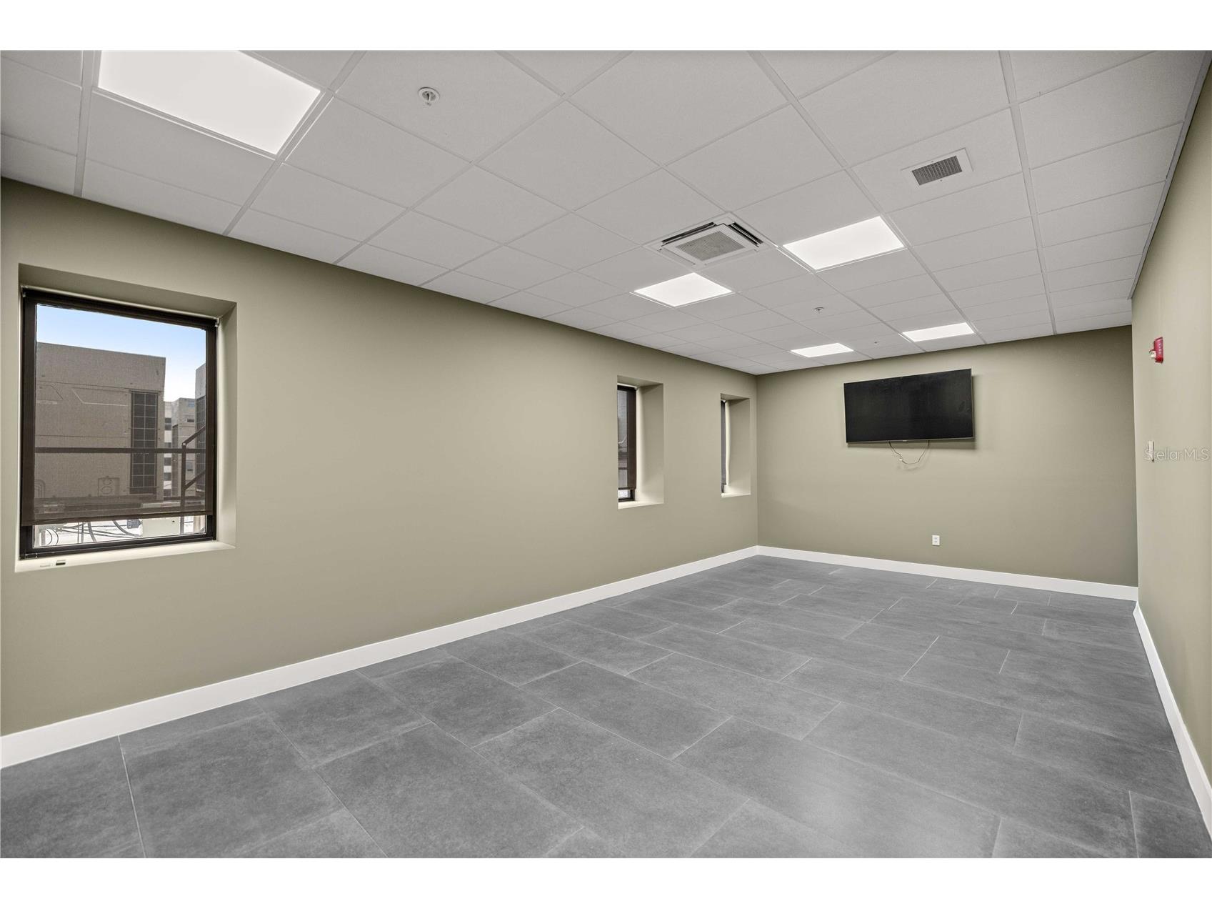 18 S Magnolia Avenue Ocala FL 34471 OM722404 image28