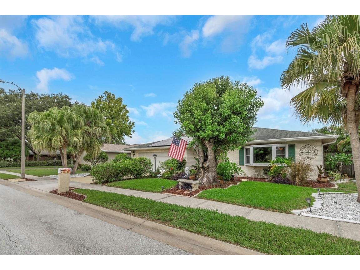18 Village Lane Safety Harbor FL 34695 U8249886 image1