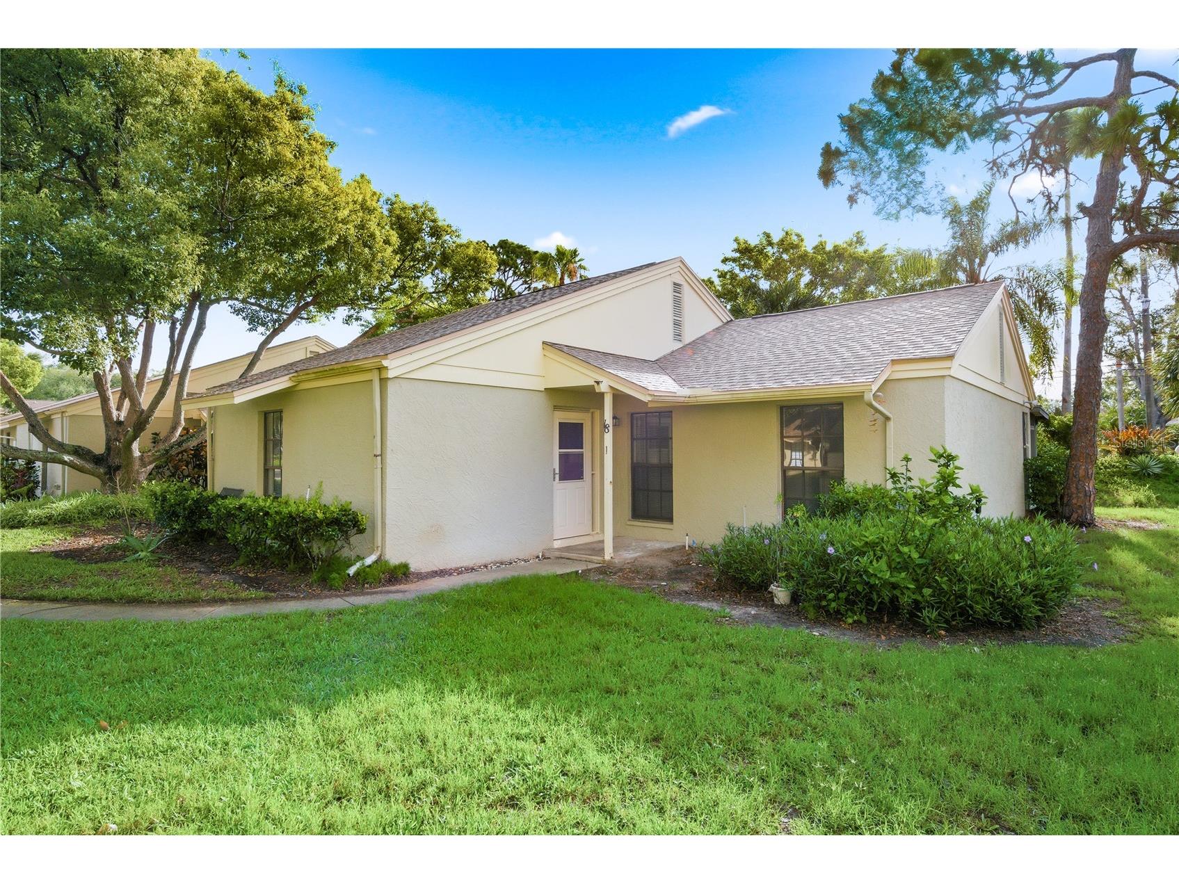 18 Windrush Bay Drive Tarpon Springs FL 34689 TB8505229 image1