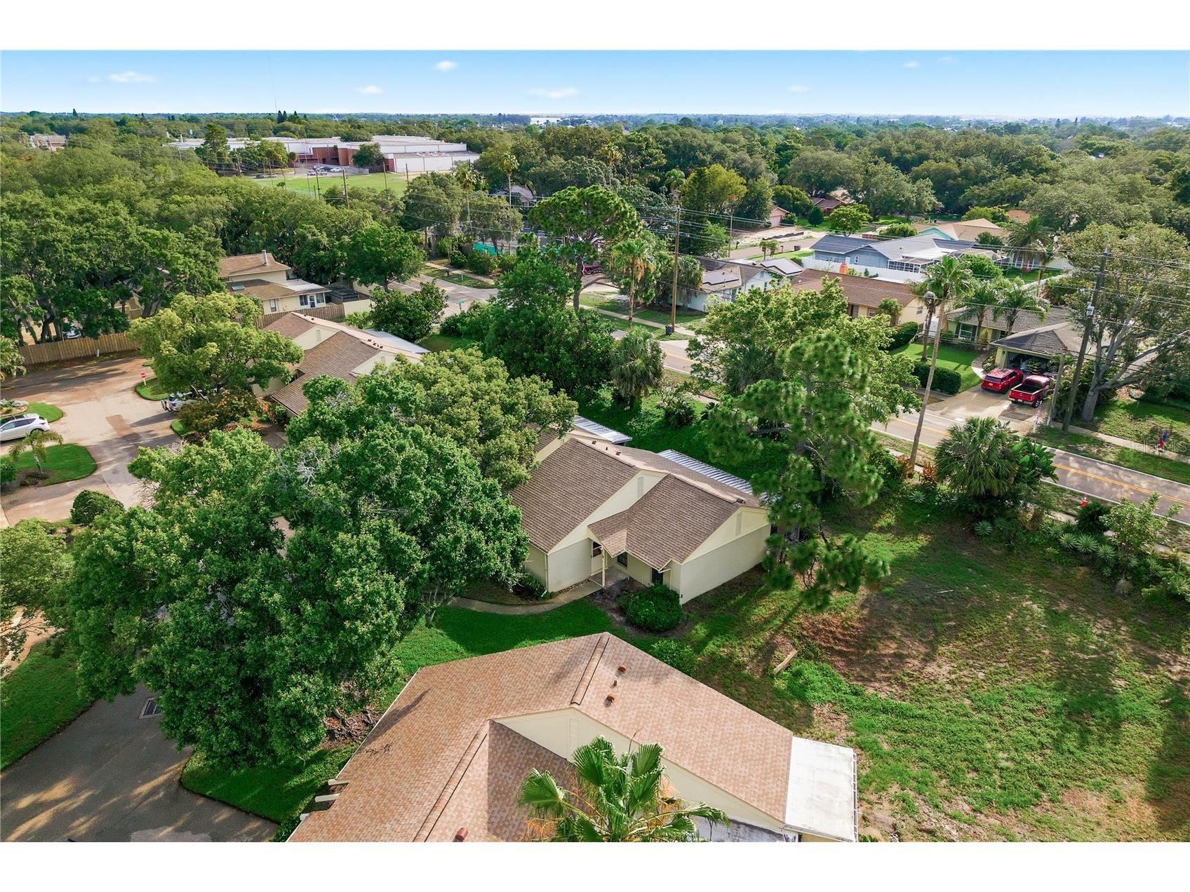 18 Windrush Bay Drive Tarpon Springs FL 34689 TB8505229 image35