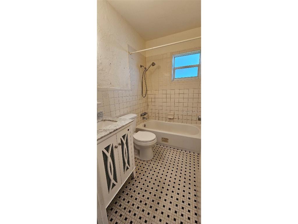 180 2nd Street SW Largo FL 33770 TB8403446 image9