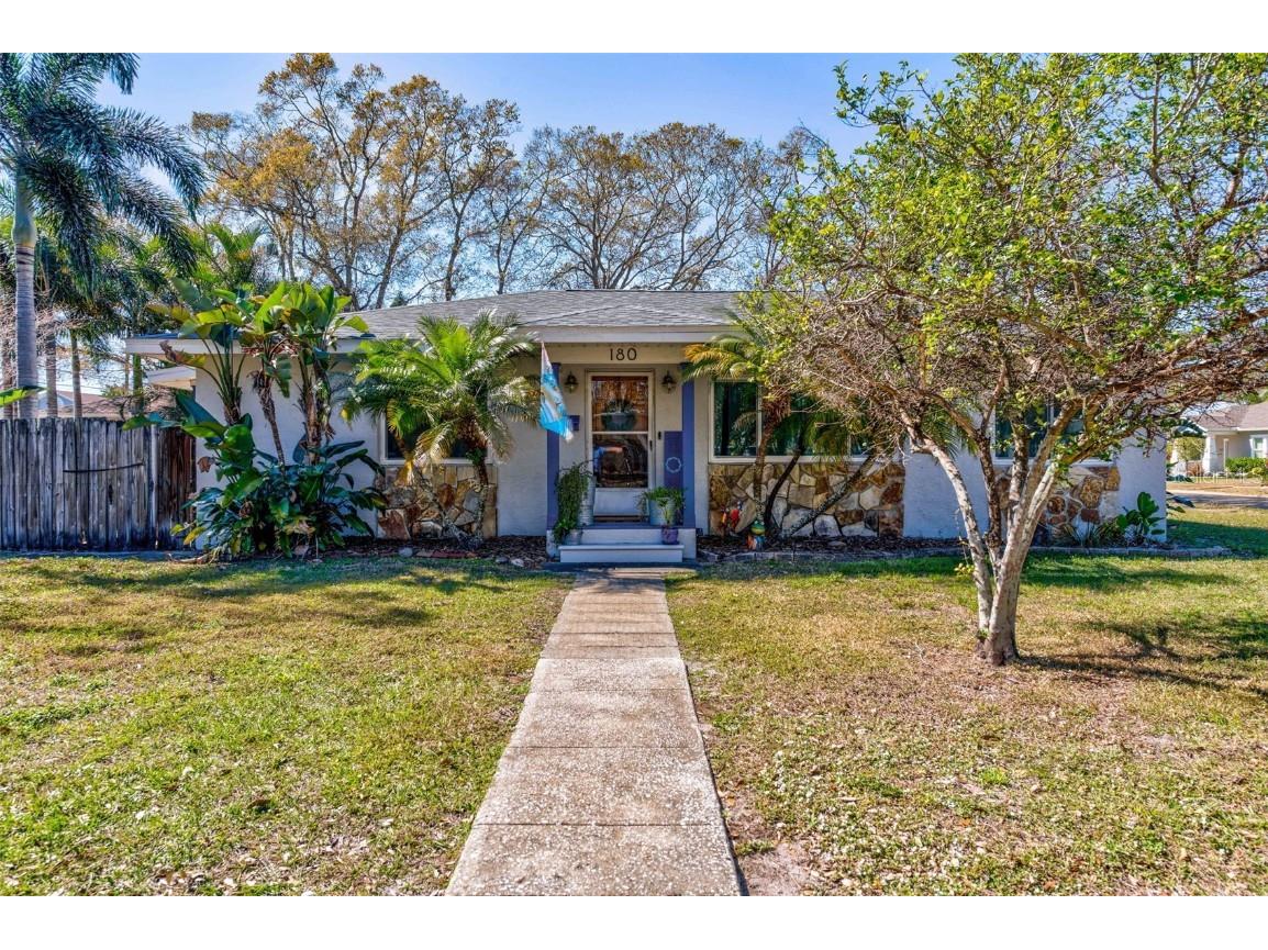 180 55th Street N Saint Petersburg FL 33710 U8190845 image1