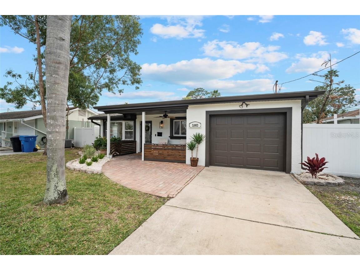 180 87th Avenue N Saint Petersburg FL 33702 U8234811 image1