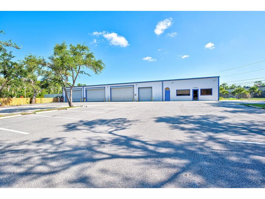 180 Artists Avenue Englewood FL 34223 D6131617 image1